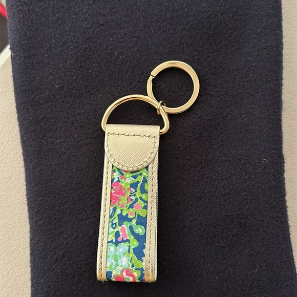 New LillyPulitzer - Picture 2 of 4